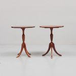 1124 4447 LAMP TABLE